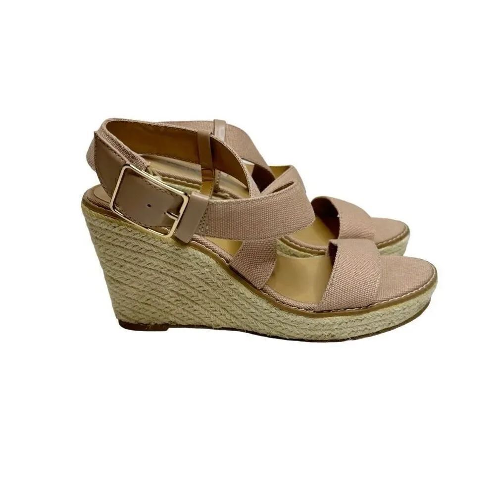 Banana Republic factory beige canvas espadrille wedge sandals size 9